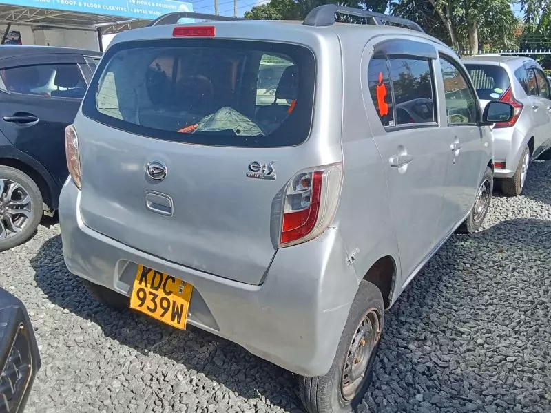 Daihatsu Mira    - 2014