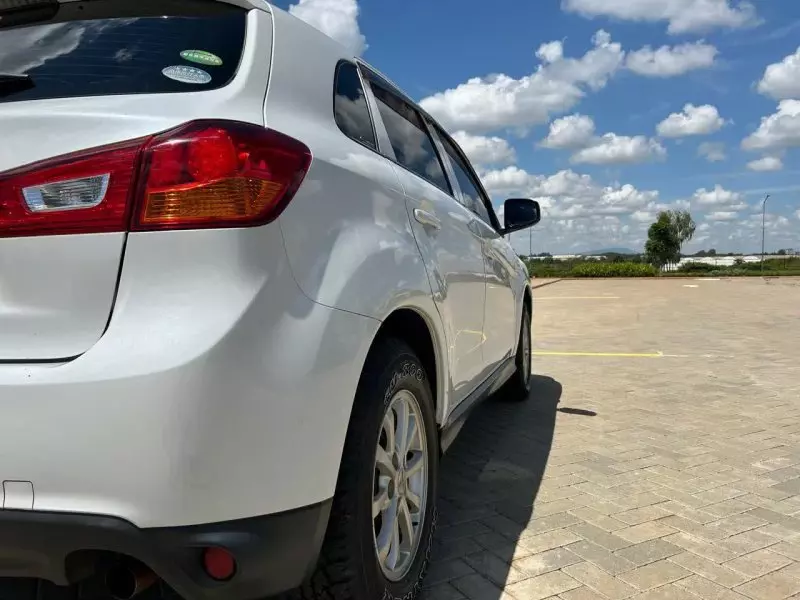 Mitsubishi RVR   - 2014