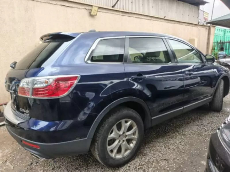 Mazda CX-9   - 2012