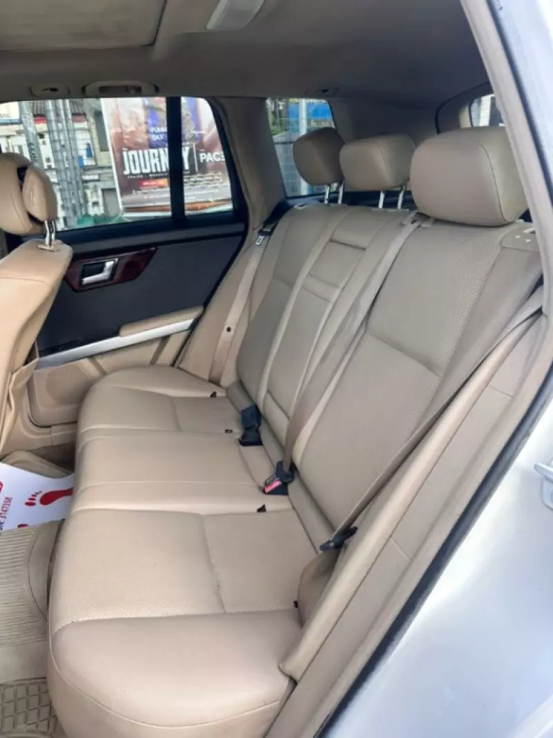 Mercedes-Benz GLK 350   - 2010