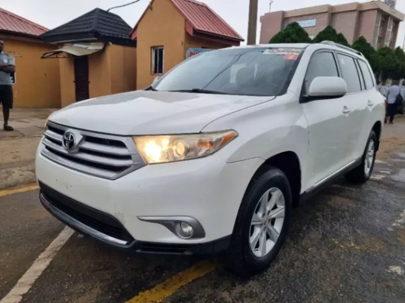Toyota Highlander   - 2009