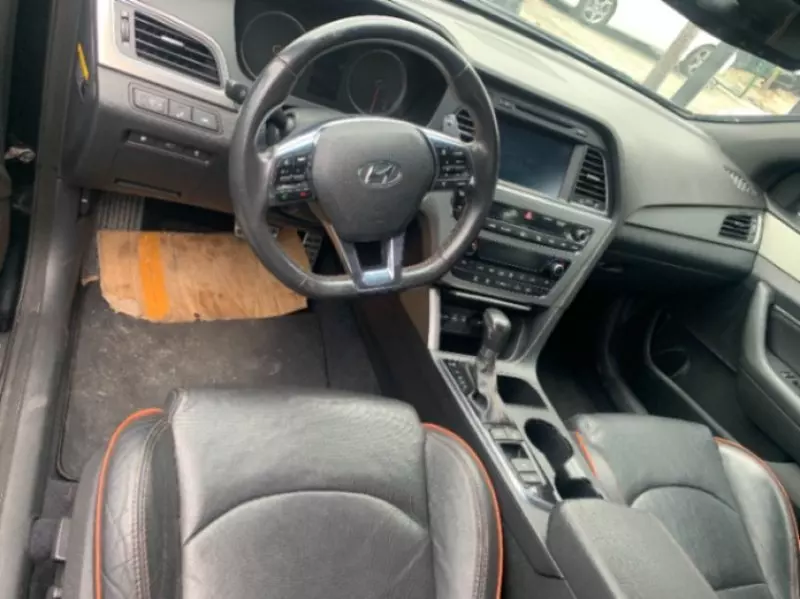 Hyundai Sonata   - 2015