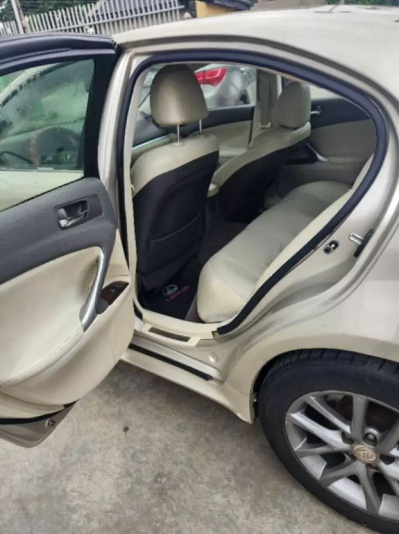 Lexus IS 350   - 2013