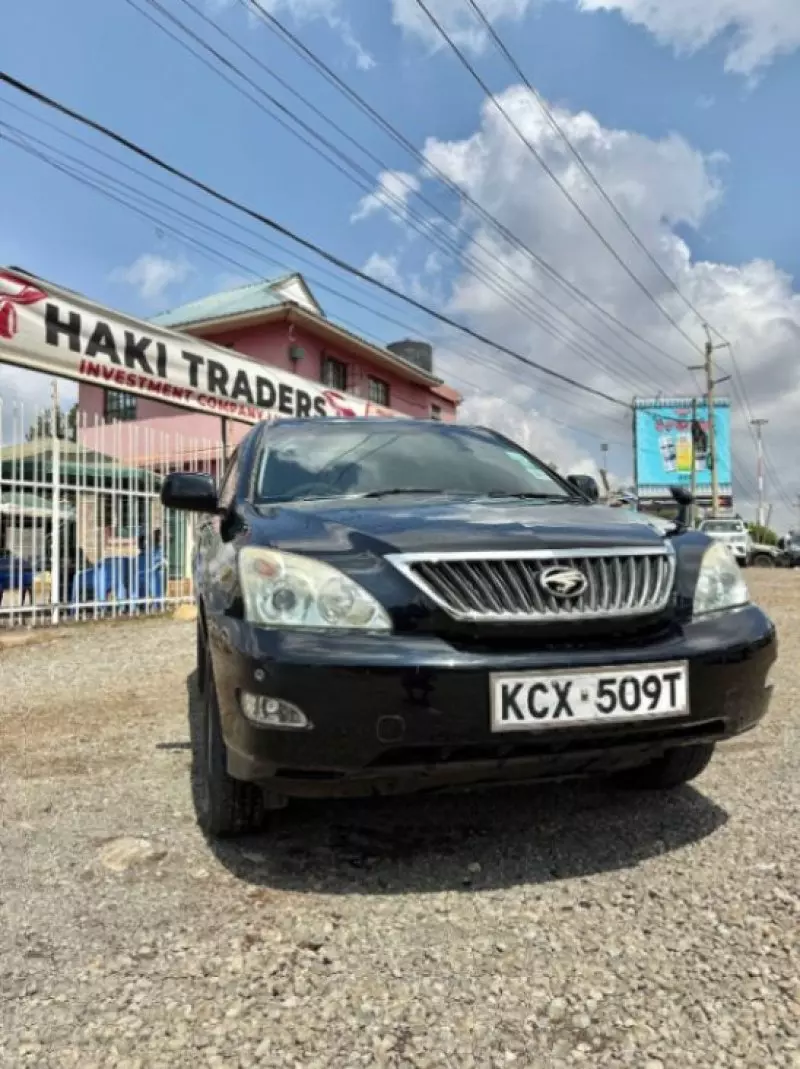 Toyota Harrier   - 2012