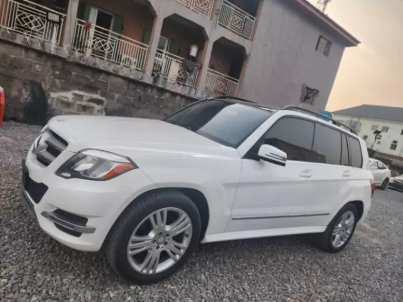 Mercedes-Benz GLK 350   - 2015