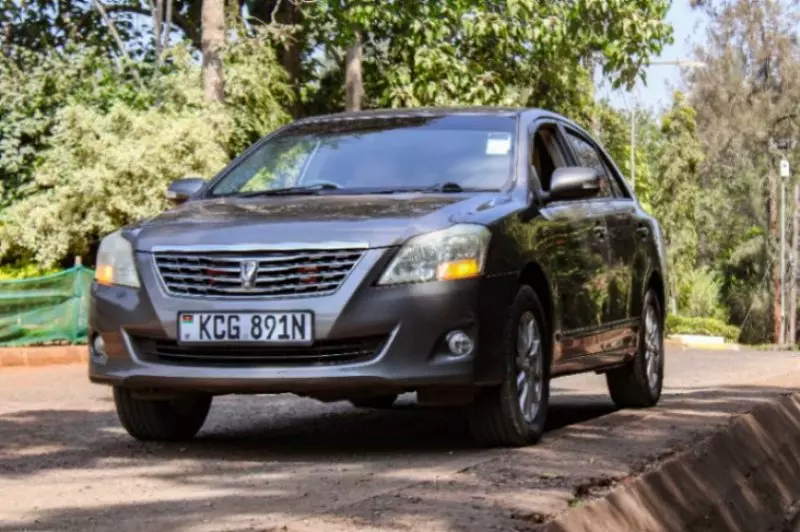 Toyota Premio    - 2008