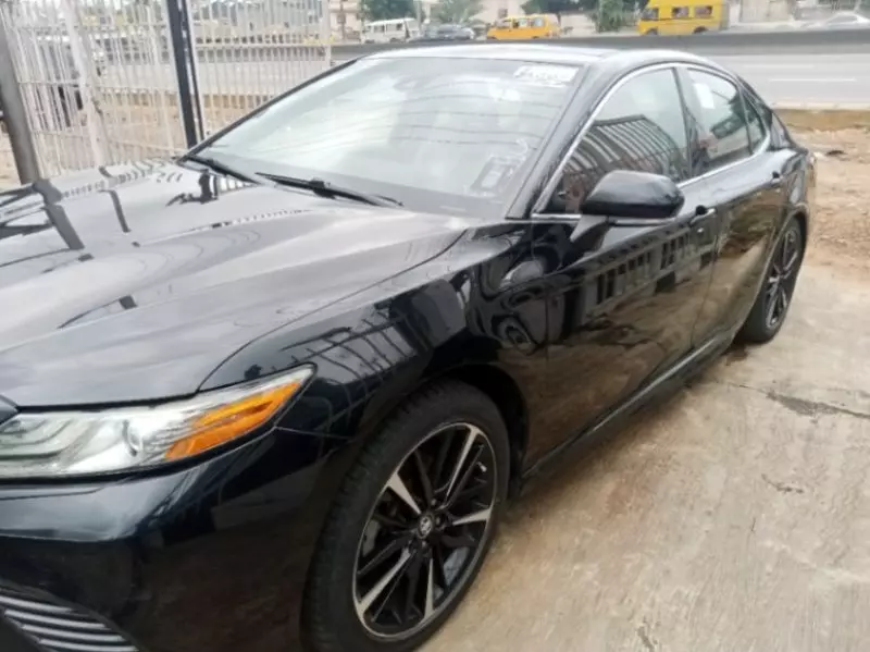 Toyota Camry   - 2019