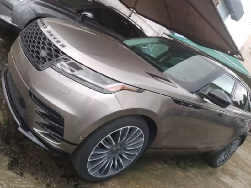 RANGE ROVER HSE LR4   - 2020