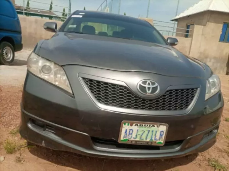 Toyota Camry   - 2008