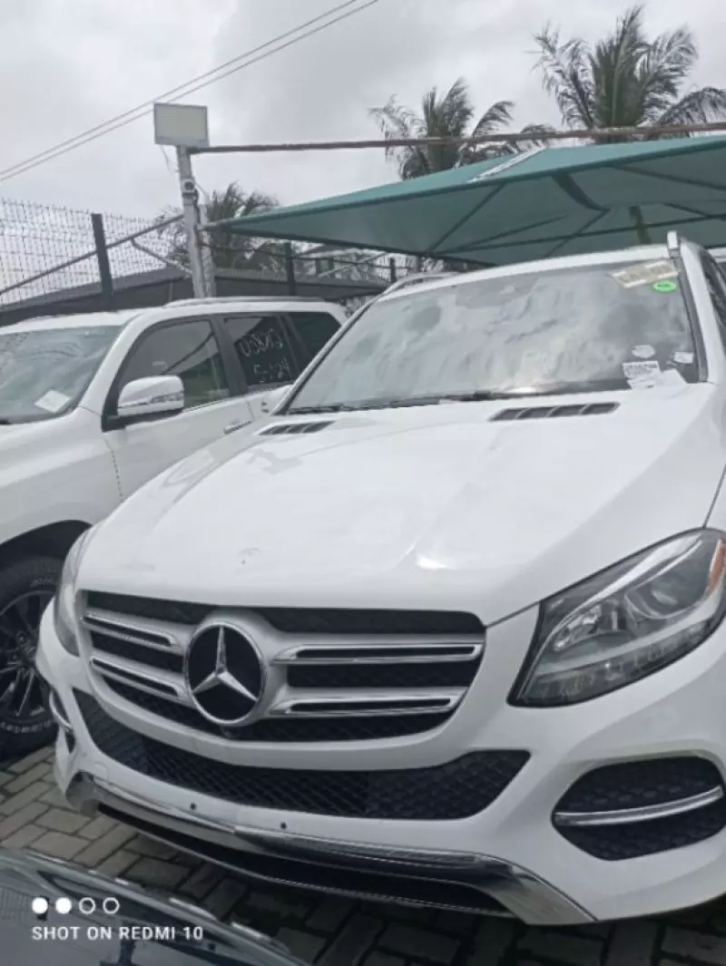 Mercedes-Benz GLE 350   - 2016