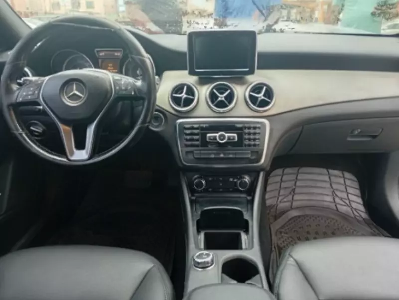 Mercedes-Benz CLA 250   - 2014