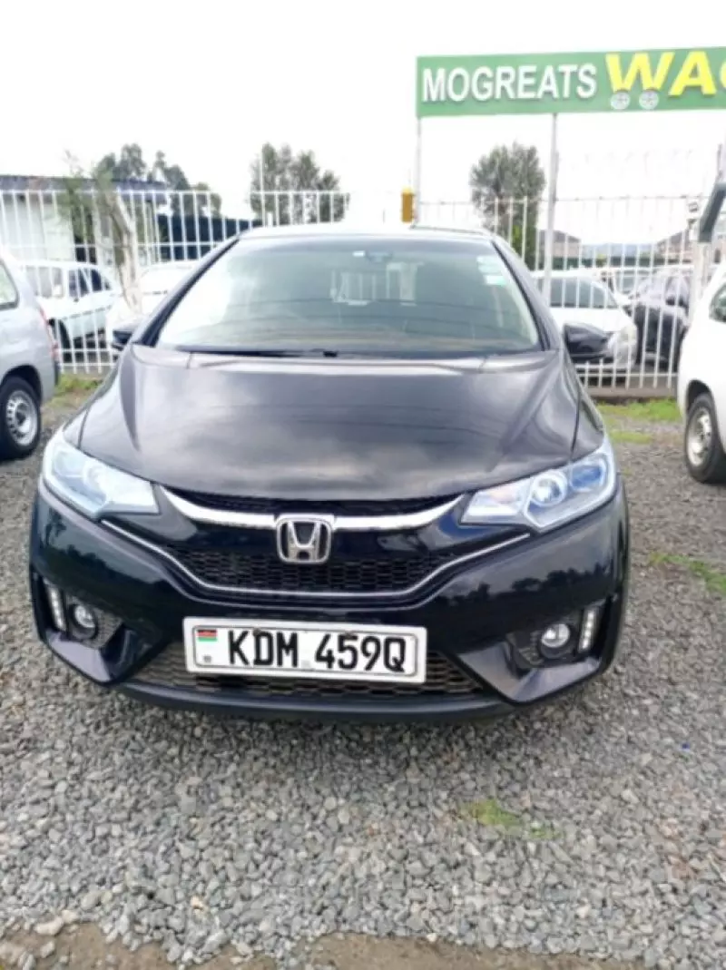 Honda FIT   - 2016