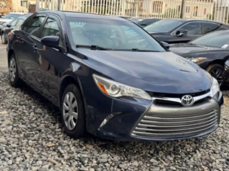Toyota Camry   - 2017