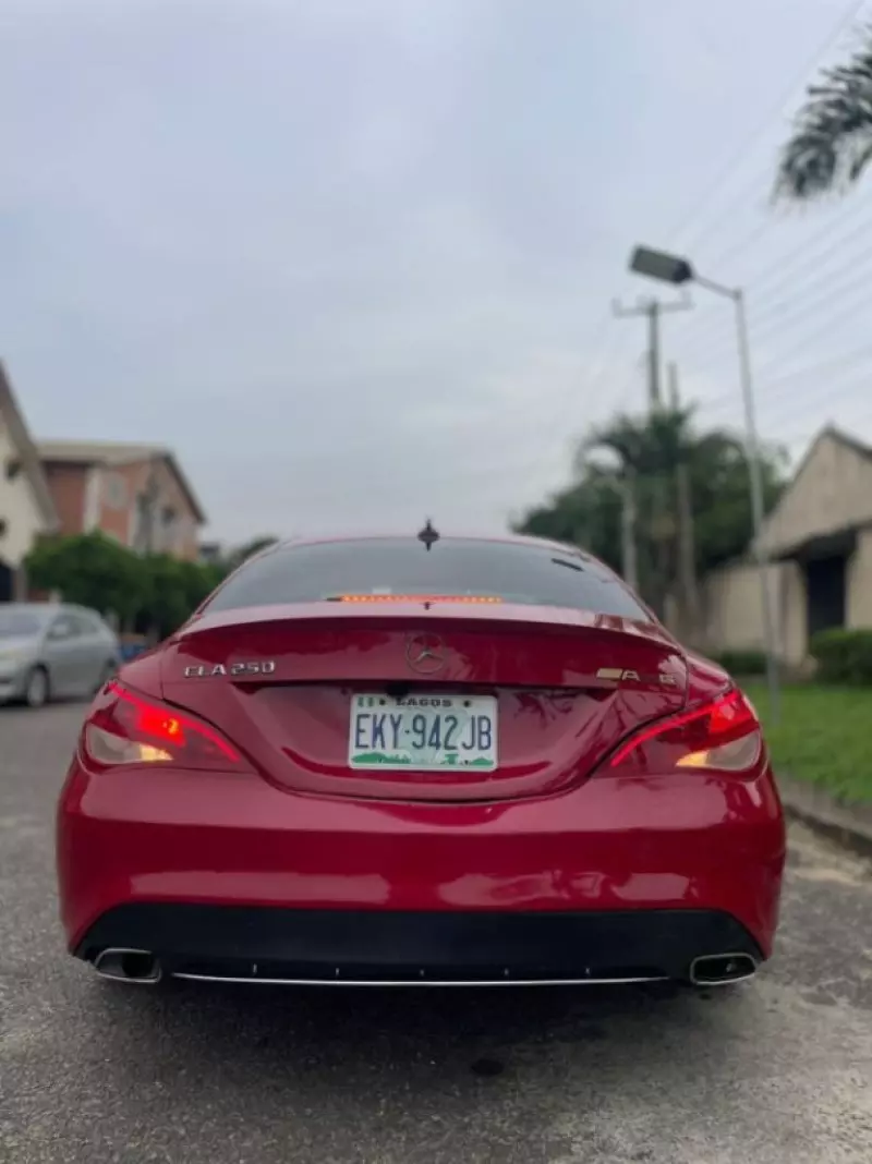 Mercedes-Benz CLA 250   - 2014