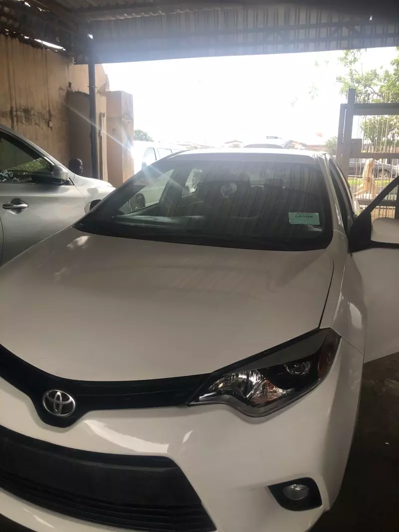 Toyota Corolla   - 2015