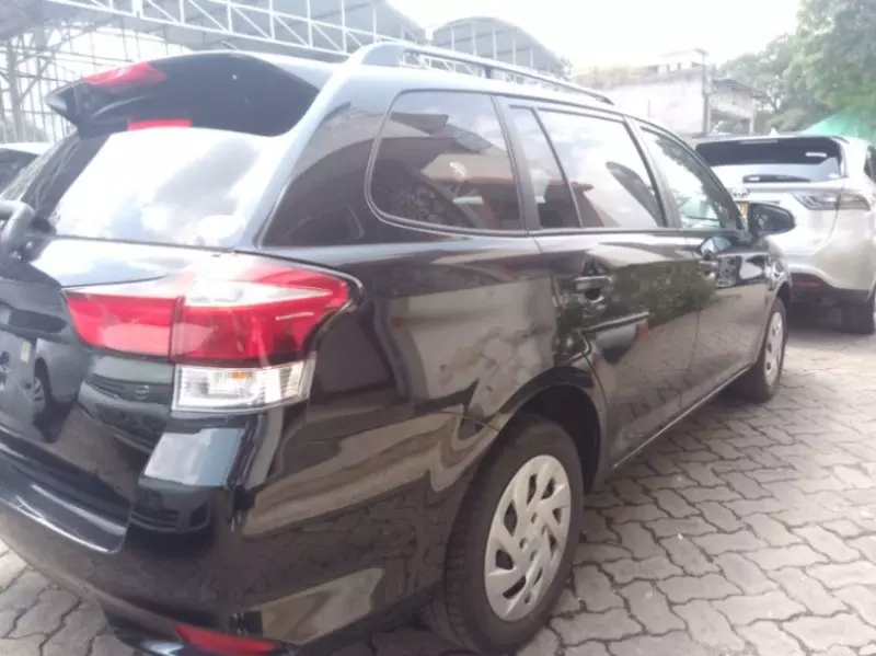 Toyota Fielder    - 2019