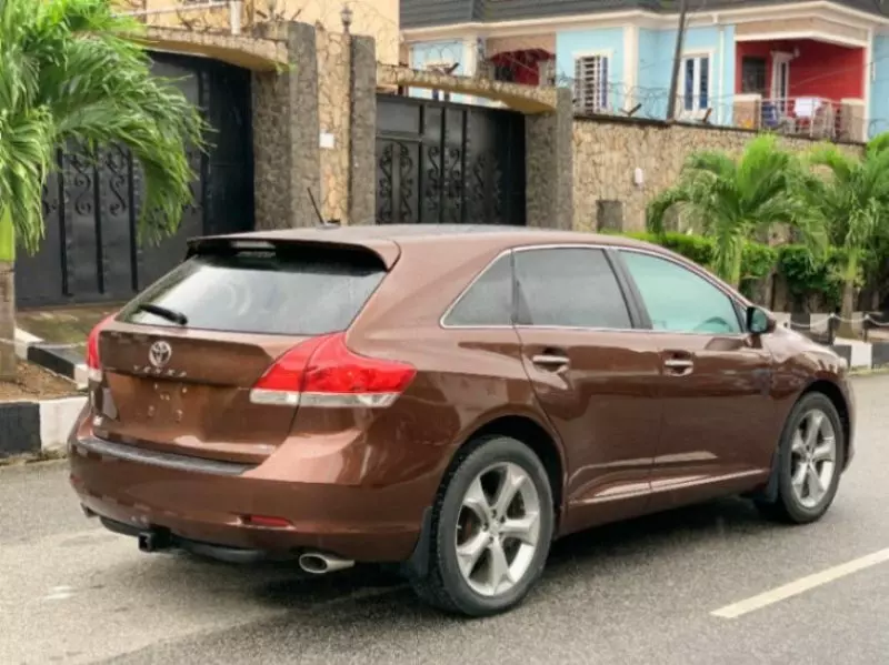 Toyota Venza   - 2010