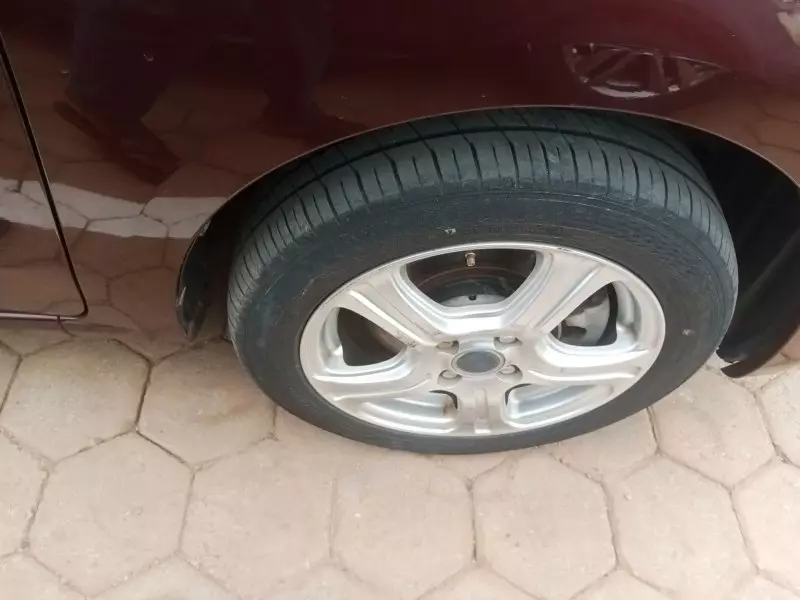 Toyota Passo Sette   - 2010