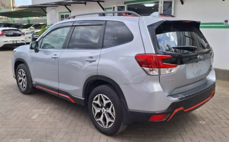 Subaru Forester   - 2018