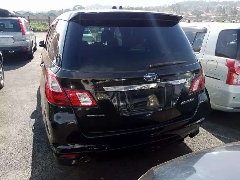 Subaru Exiga    - 2009