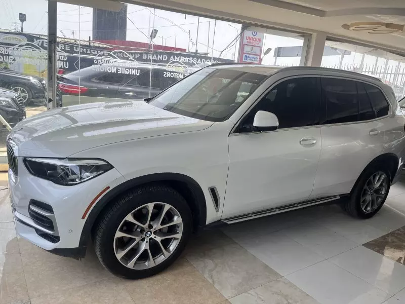 BMW X5   - 2023