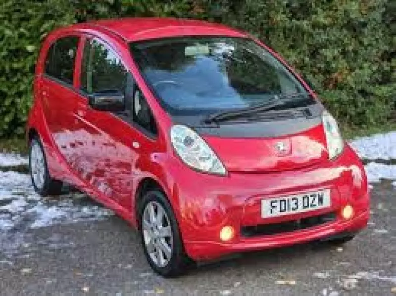 Peugeot iOn   - 2022