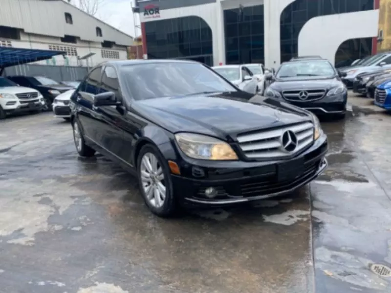 Mercedes-Benz C 300   - 2008