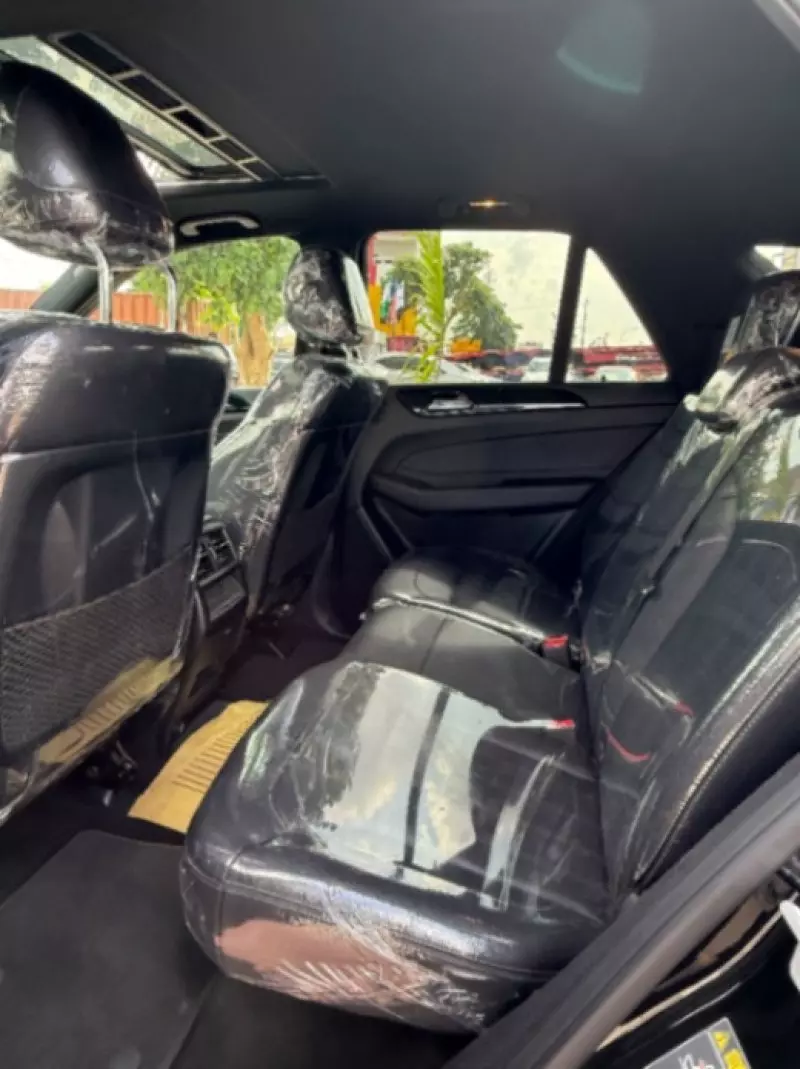 Mercedes-Benz GLE 350   - 2016