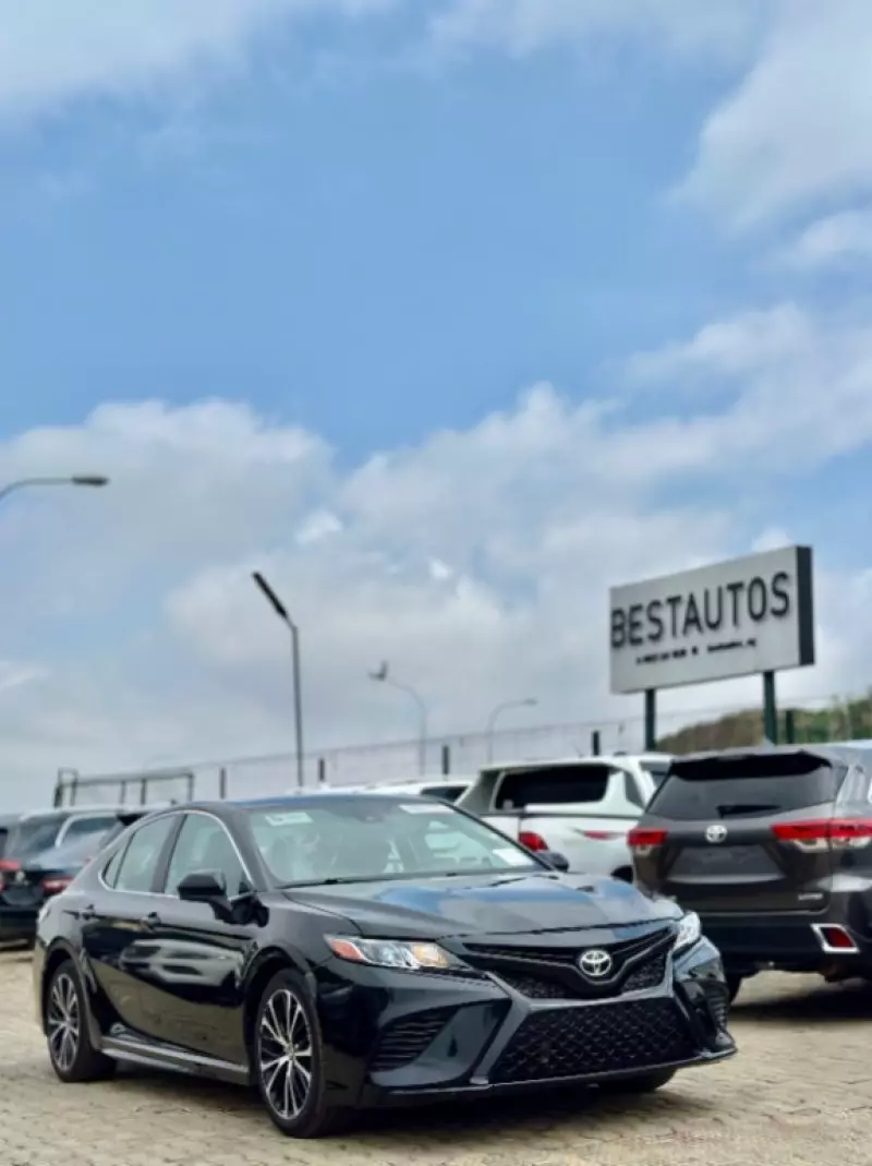 Toyota camry   - 2020