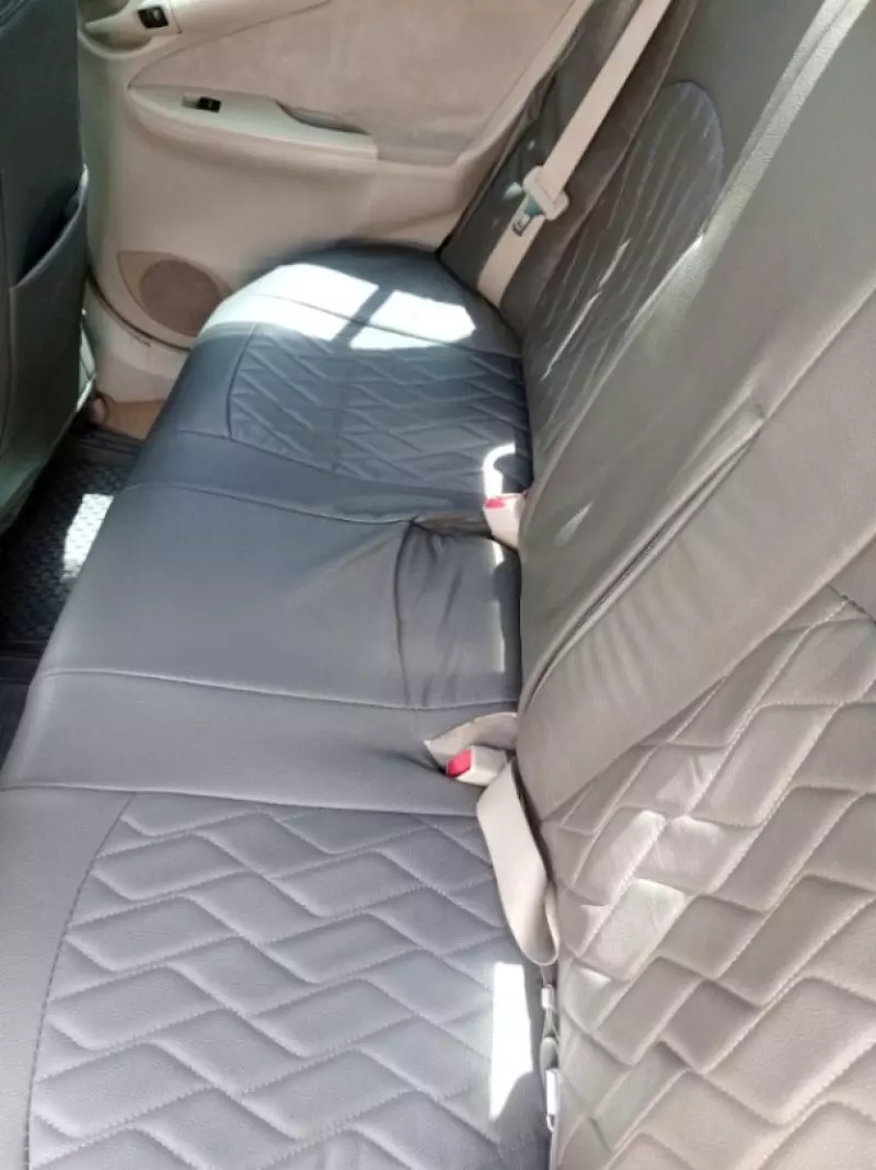 Toyota Axio    - 2012