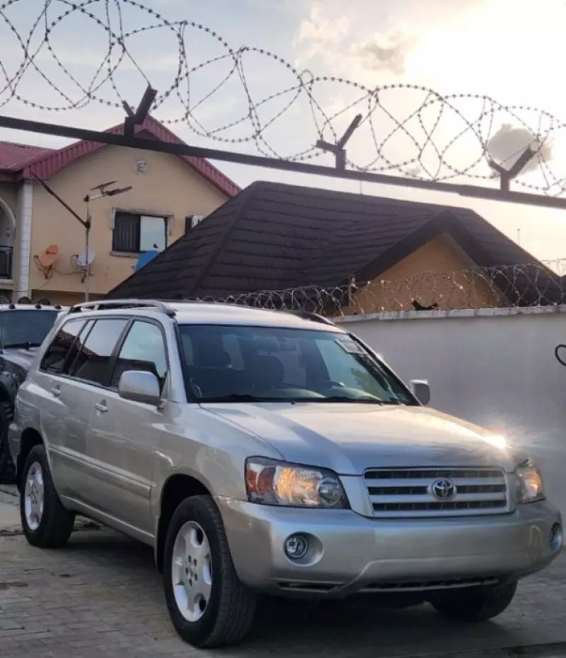 Toyota Highlander   - 2007