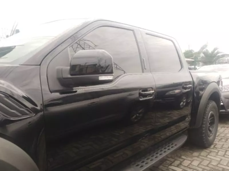 Ford Raptor   - 2019