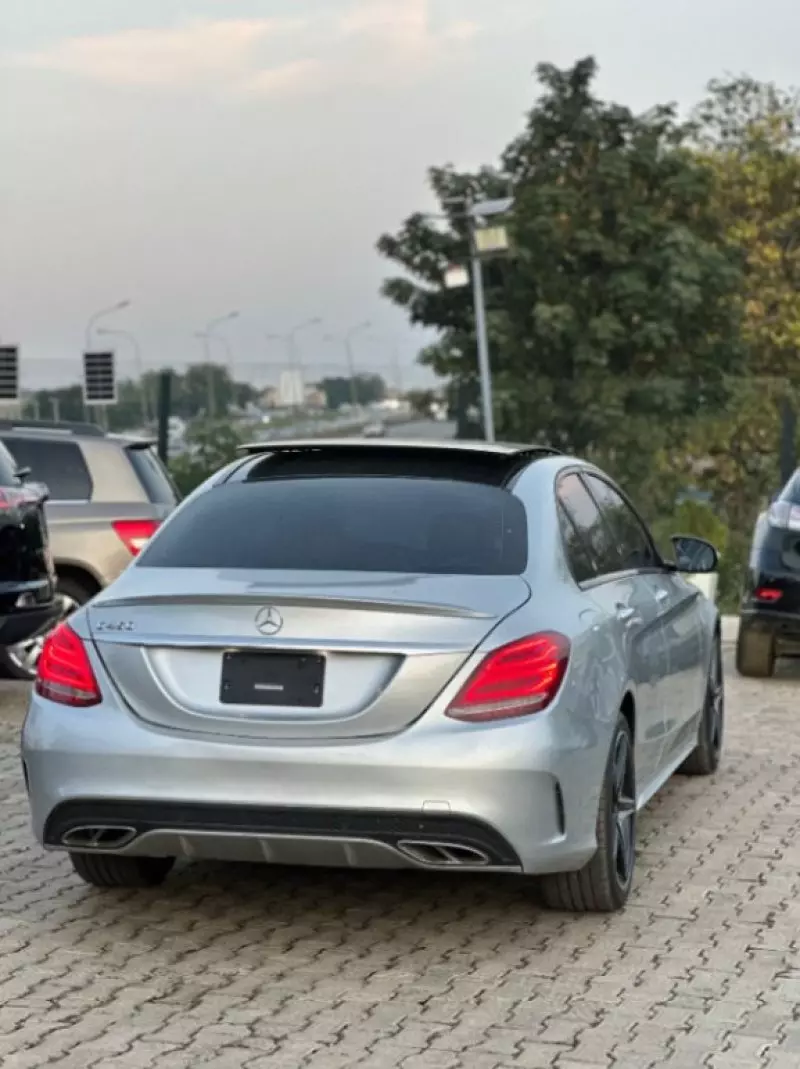 Mercedes-Benz C 450 AMG