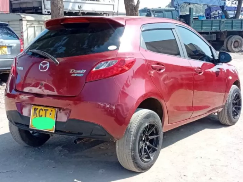 Mazda Demio   - 2011