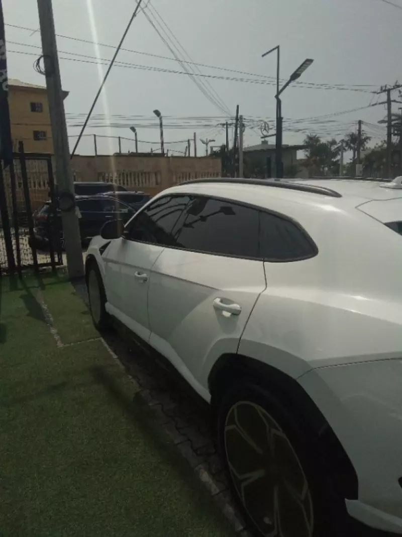 Lamborghini Urus