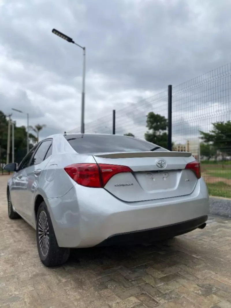 Toyota Corolla   - 2014