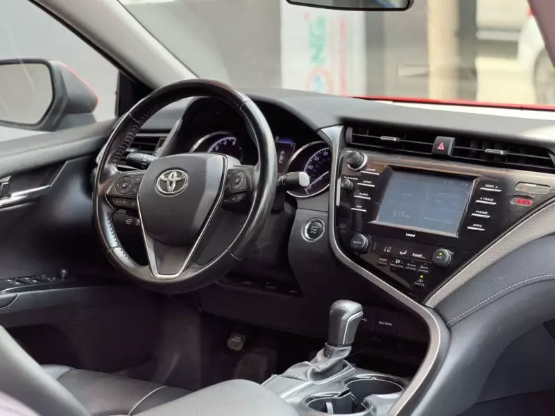 Toyota Camry   - 2020