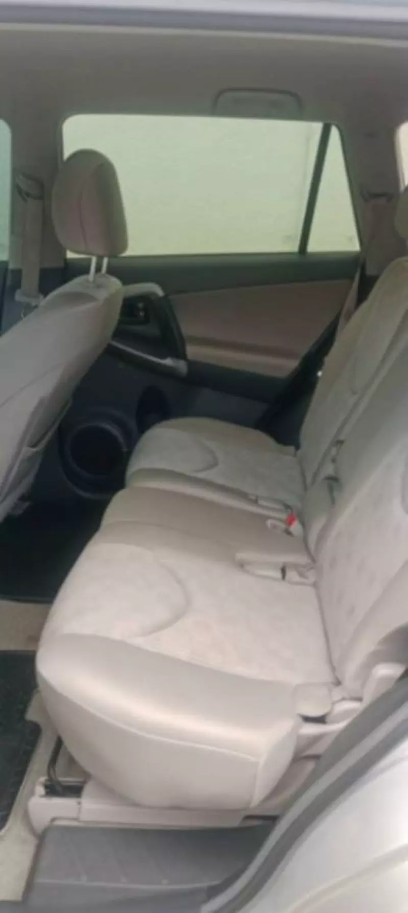 Toyota RAV 4   - 2010