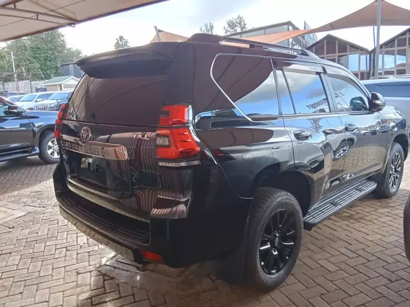 Toyota Landcruiser Prado   - 2020