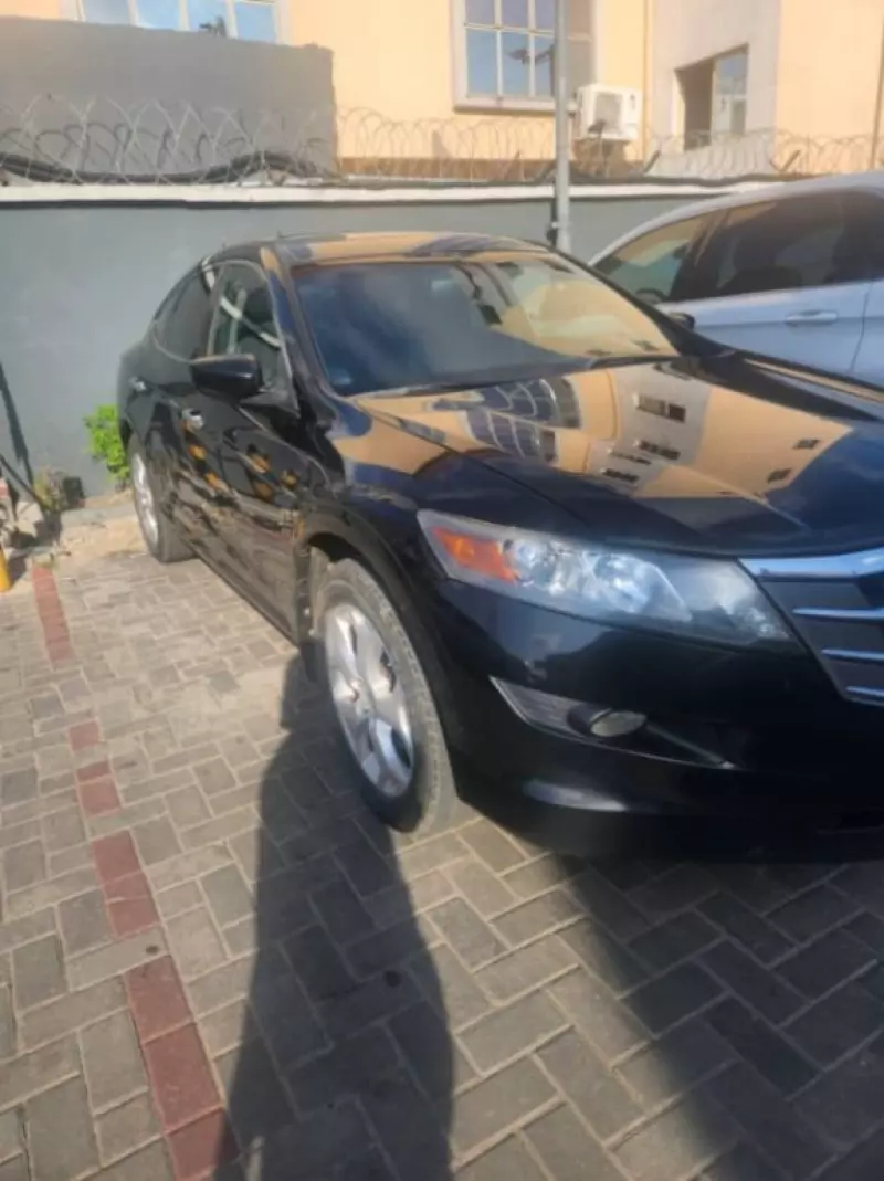 Honda Crosstour - 2012