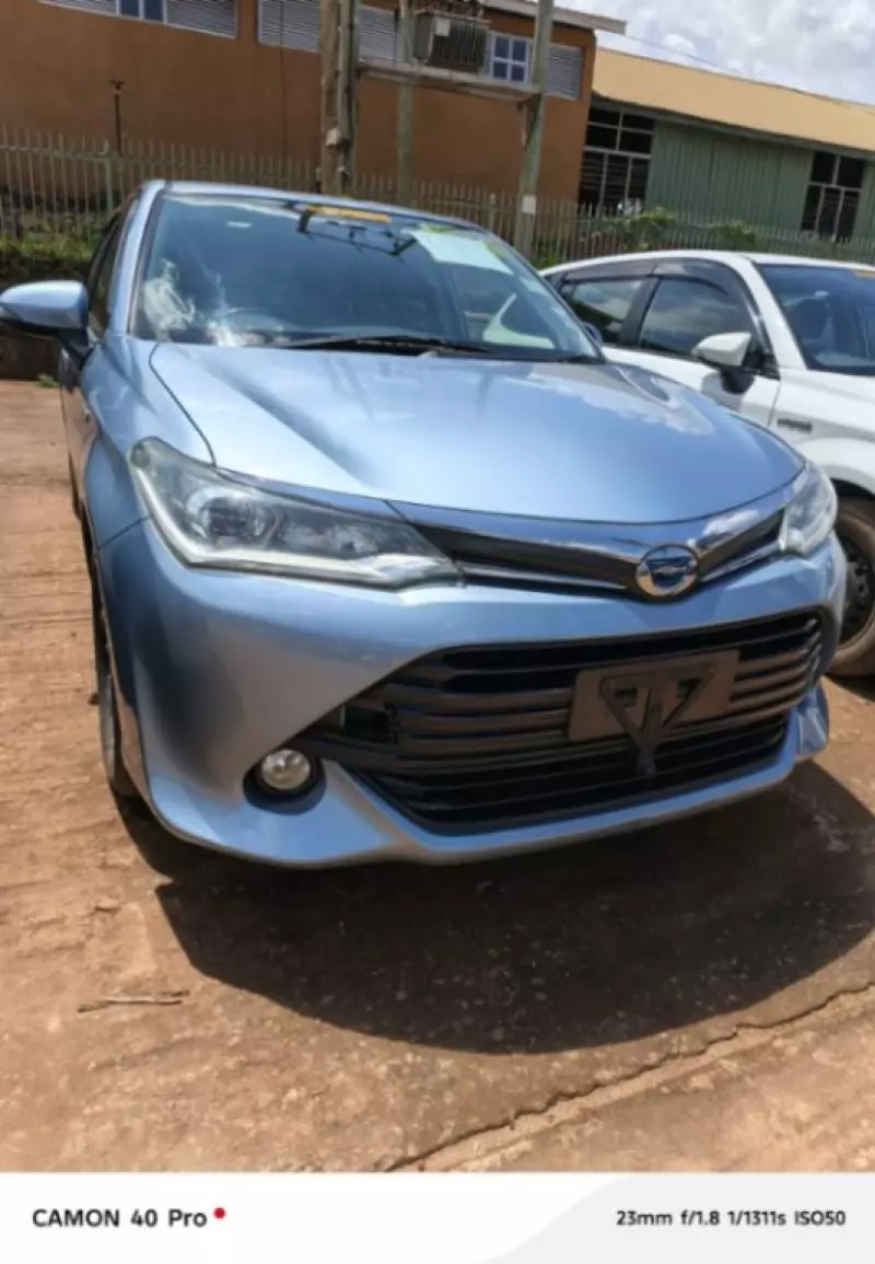 Toyota Fielder hybrid