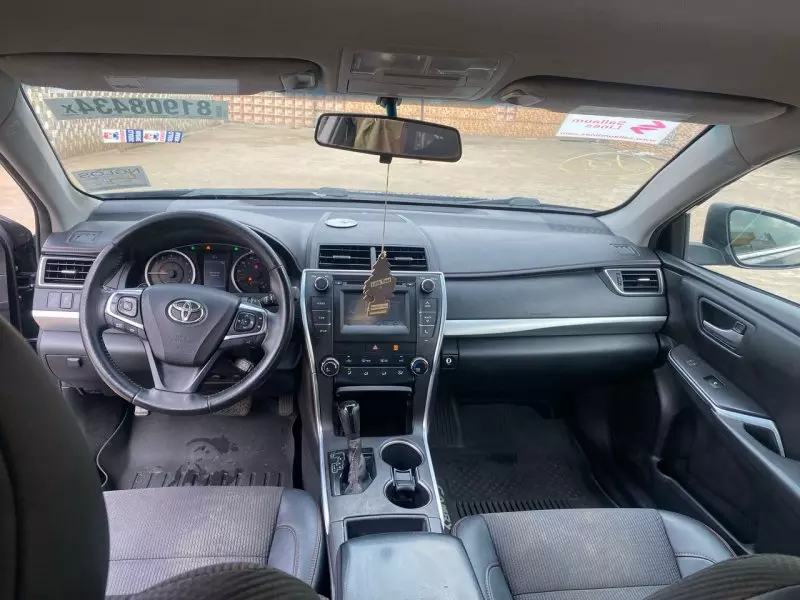 Toyota Camry   - 2016