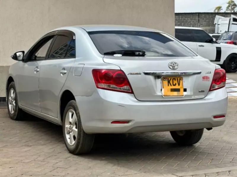 Toyota Allion    - 2013