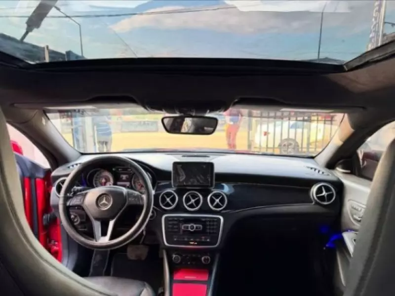 Mercedes-Benz CLA 250