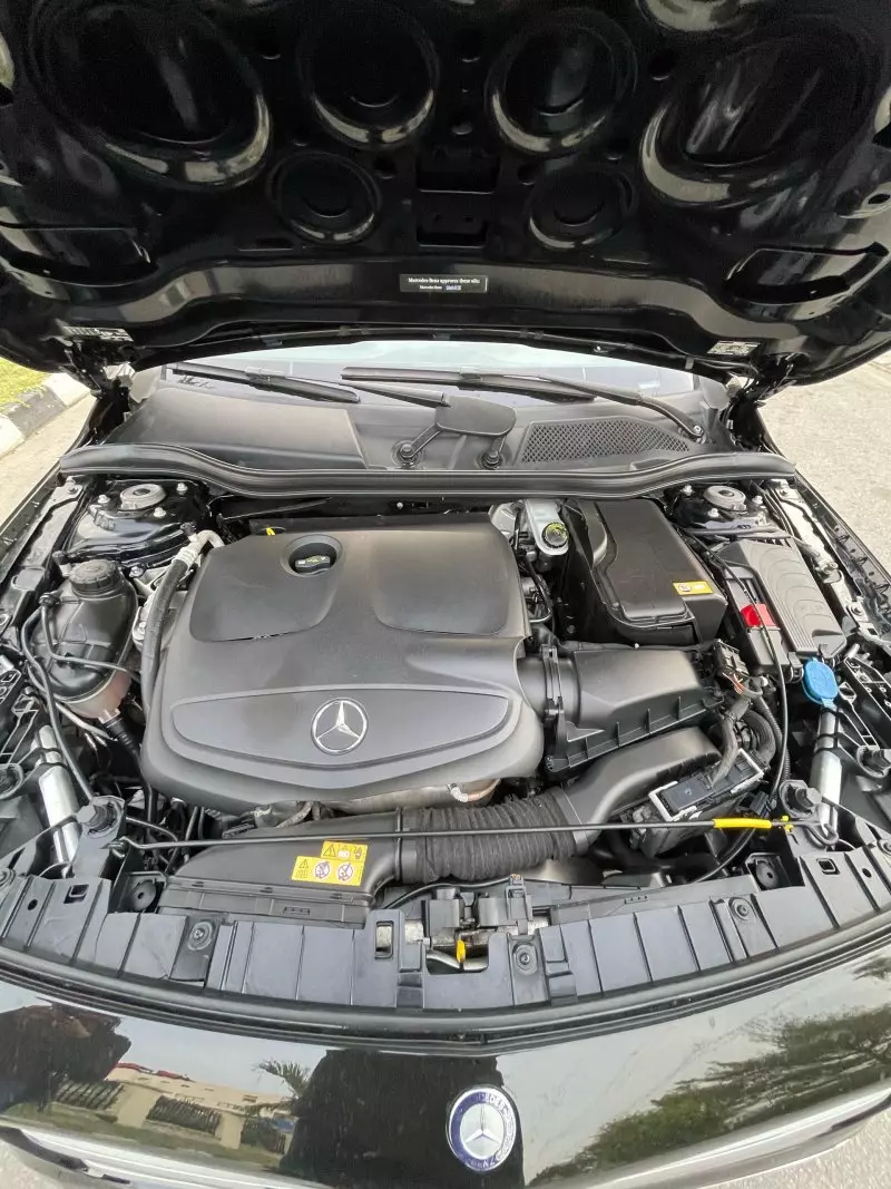 Mercedes-Benz GLA 250   - 2016