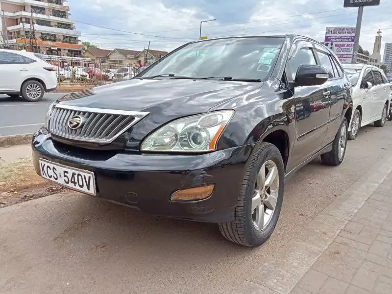 Toyota Harrier   -
