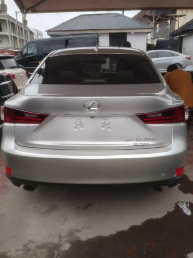 Lexus IS 250   - 2014