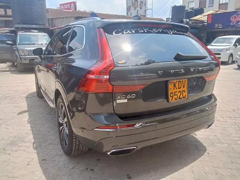 Volvo XC60   - 2018