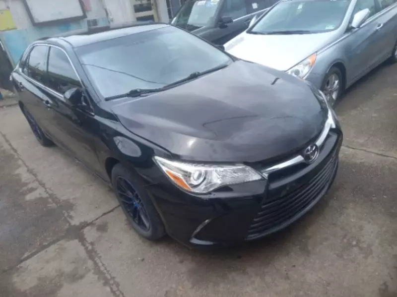 Toyota Camry   - 2015