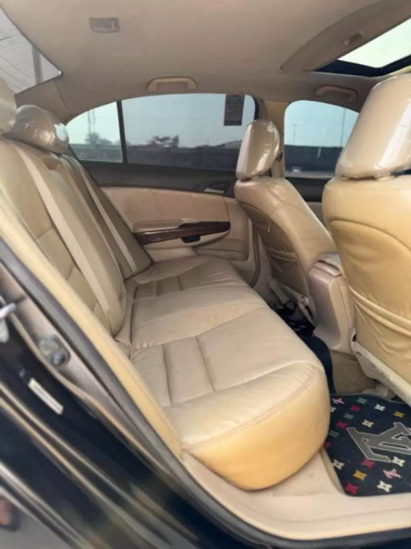 Honda Accord   - 2008